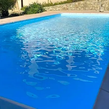מלון Superb With Sea View And Private Pool מונטיסלו